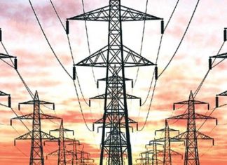 महँगो लगानीमा उत्पादित बिजुली खेर जाने जोखिम !