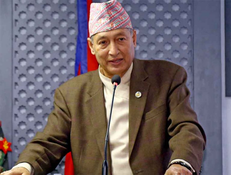 अलपत्र श्रमिकलाई स्वदेश फर्काउँदा शतप्रतिशत खर्च सरकारले व्यहोर्ने