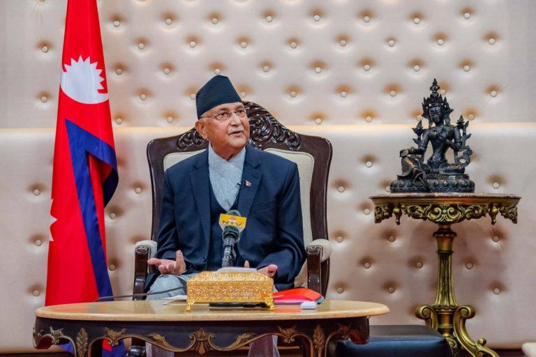 ‘जनतालाई दुःख दियो भनेर संविधान हेरेर अधिकार खोज्ने बेला होइन’