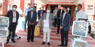 निक साइमन इन्स्टिच्युटले दियो १० पोर्टेबल भेन्टिलेटर र एक हजार पीपीई