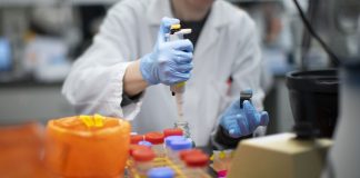 कोरोना संक्रमण अरु देशको भन्दा नेपालमा किन फरक ?