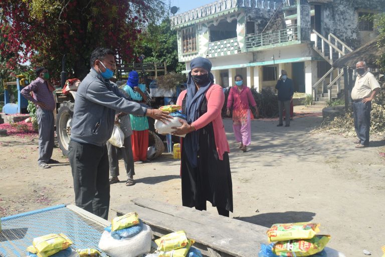 माहाकालीका विपन्न परिवारलाई  राहत