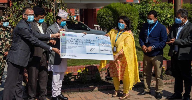 राप्ती स्वास्थ्य विज्ञान प्रतिष्ठानलाई ६८ लाख सहयोग