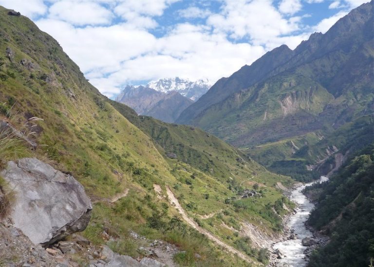 नेपाली भुमीबाट भारतले सडक बनाएकोमा सरकारको आपत्ति, २०१५ को भारत–चीन सम्झौताको बिरोध