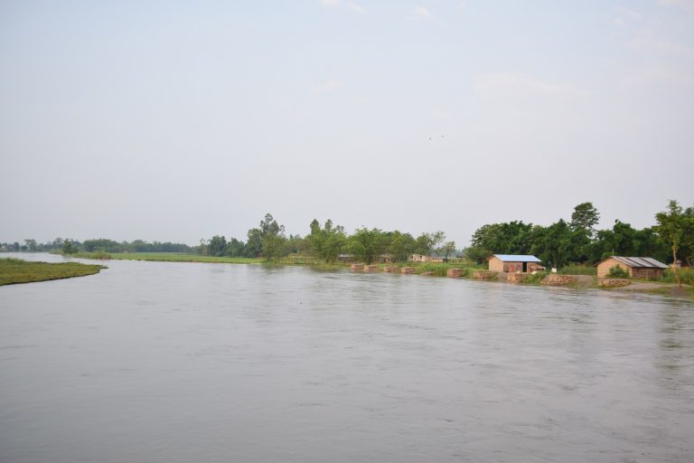 त्रियुगा नदीमा डुबेर दुई बालिकाको मृत्यु, १ वेपत्ता
