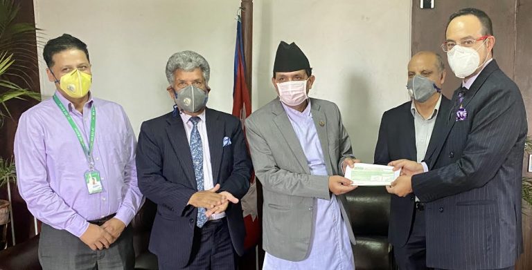कोरोना विरुद्ध लड्न नबिल बैंकको २६ लाख २८ हजार  सहयोग