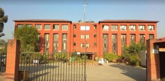 कोरोना संक्रमितको उपचार गर्ने स्वास्थ्यकर्मीमा लक्षण देखिए क्वारेन्टिनमा बस्नुपर्ने