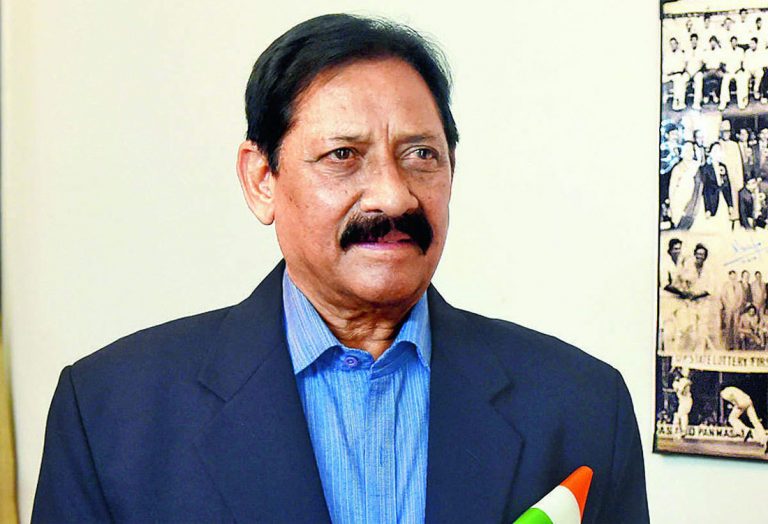 कोरोना संक्रमणबाट भारतीय पूर्वक्रिकेट खेलाडी चौहानको निधन