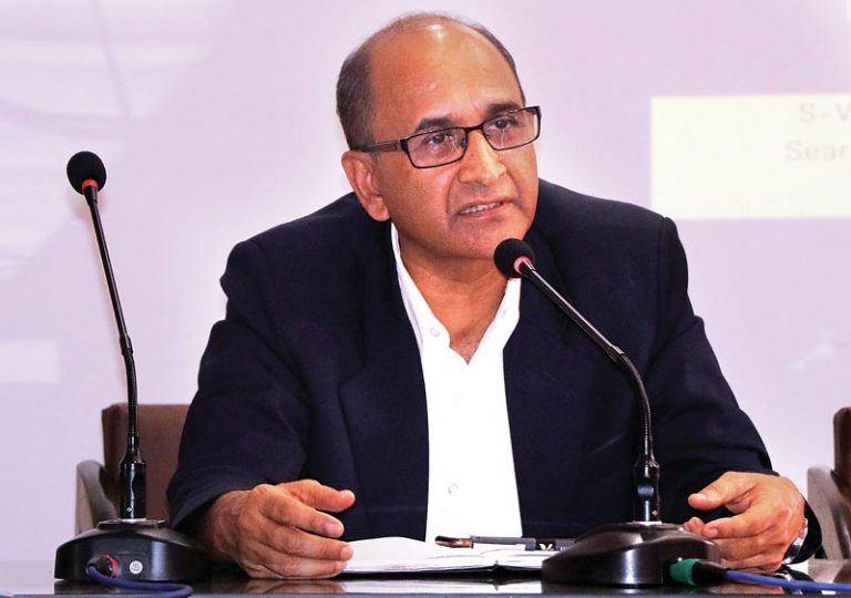 राजस्व बोर्डको अध्यक्षमा पूर्वसचिव महेश दाहाल नियुक्त