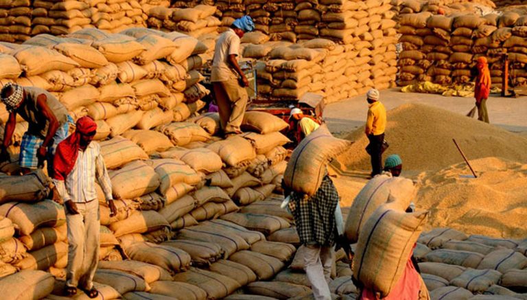 ७० प्रतिशत श्रमिक सरकारी योजना बारेमा वेखबर