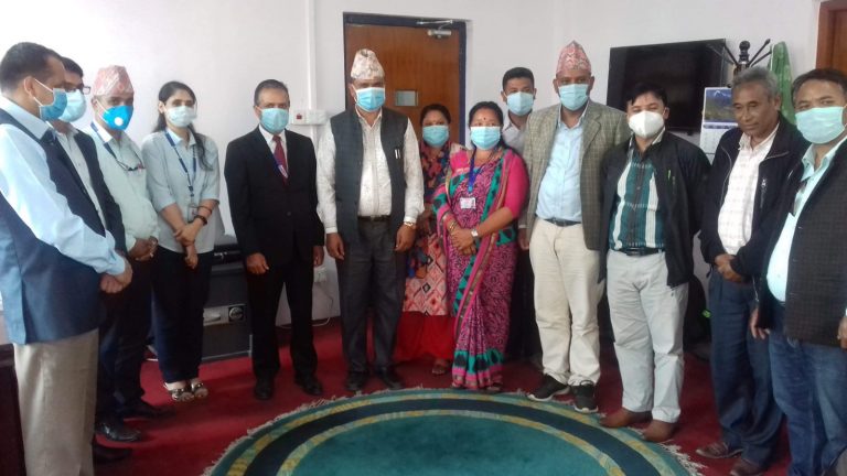 नेपाल बैंक र लिसंखु पाखर गाउँपालिकाले उद्यमशीलता विकासमा सहकार्य गर्ने