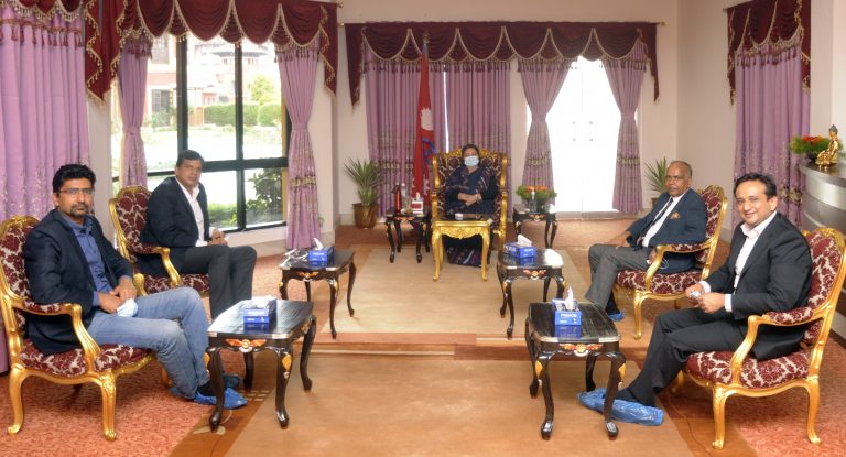 नेपाल आउने पर्यटकलाई तीन दिनमात्र क्वारेन्टिनमा राखेर निर्वाध घुमफिर गर्न देऊः परिसंघ