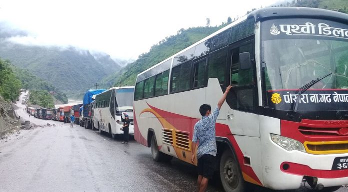 सार्वजनिक सवारीको भाडा घट्यो, कहाँको कति ? (भाडादरसहित)