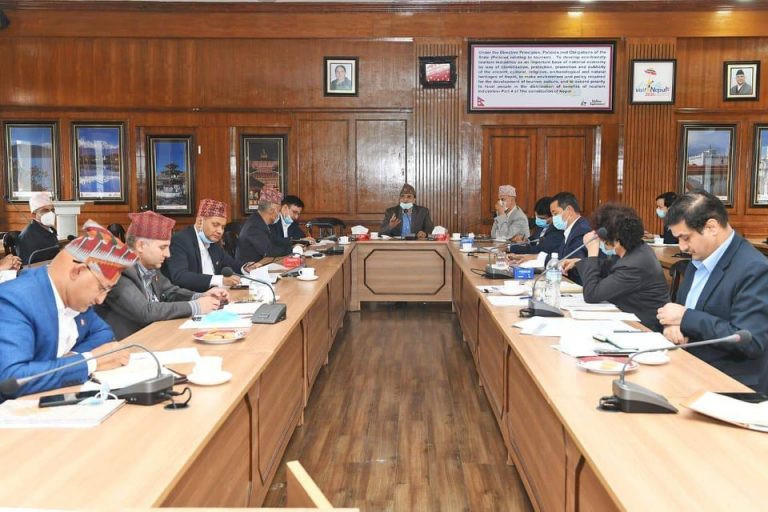 आन्तरिक पर्यटन प्रवर्द्धनका लागि सातामा दुई दिन बिदा दिने प्रस्ताव मन्त्रिपरिषद् लगिँदै