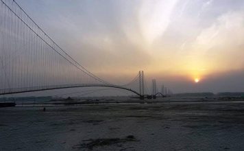 दोधारा-चाँदनी जोड्ने महाकालीको झोलुङ्गे पुल दैनिक ४ घण्टा बन्द