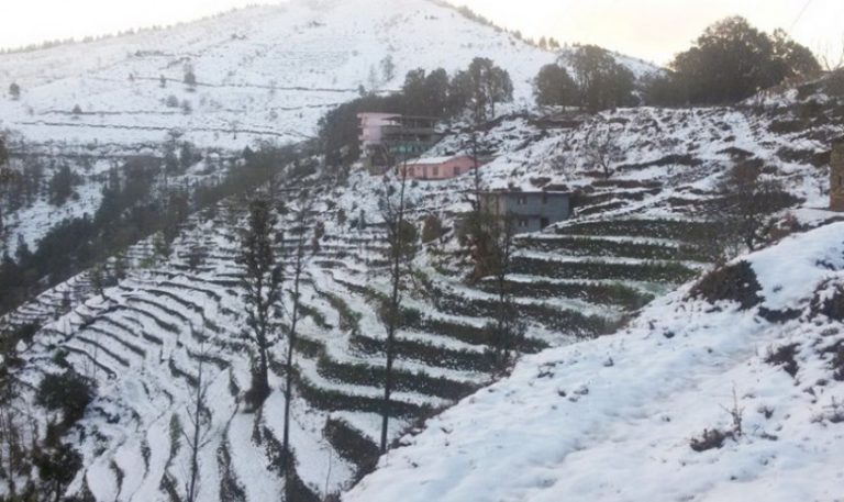 न्यूनचापीय प्रणालीको प्रभाव: देशका केही ठाउँमा हल्का वर्षा र हिमपातको सम्भावना