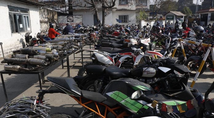 चर्को आवाज निकाल्ने ३४२ मोटरसाइकल कारबाहीमा