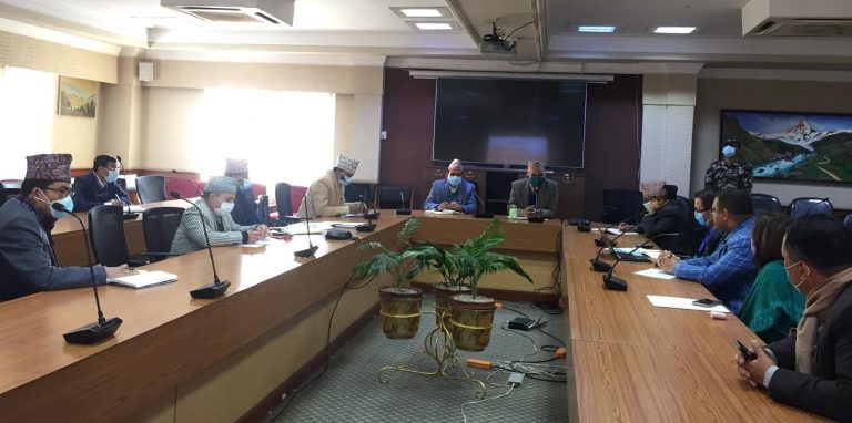 ‘पर्यटन क्षेत्रलाई चलायमान बनाउन अघि बढ्नुहोस्, सरकार साथमा छ’-अर्थमन्त्री पौडेल