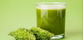 चम्किलो अनुहारको लागि पिउनुहोस् करेलाको जुस