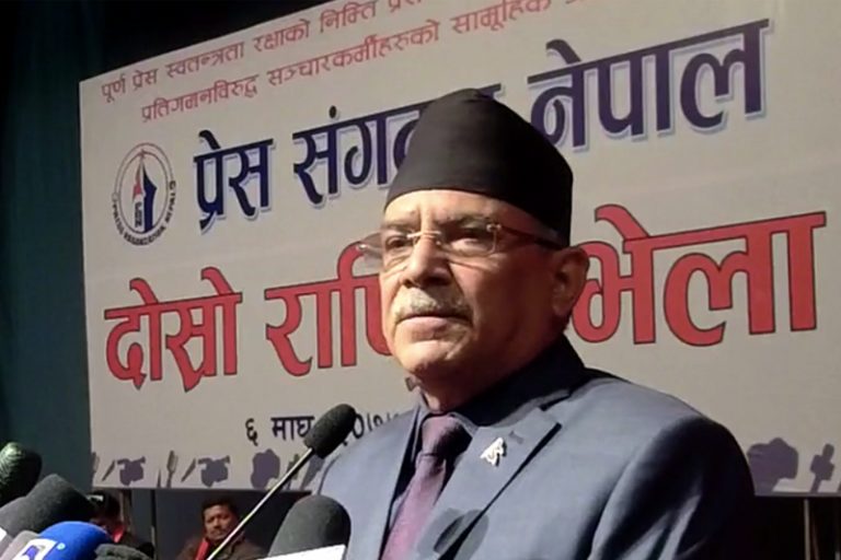 ‘केपी ओलीको भाषामा राजा महाराजाको दुर्गन्ध आउँछ’