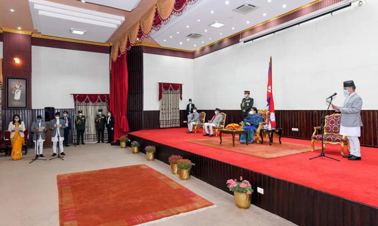 उपराष्ट्रपति र सभामुखद्वारा संवैधानिक पदाधिकारीको सपथ ग्रहण कार्यक्रम बहिष्कार