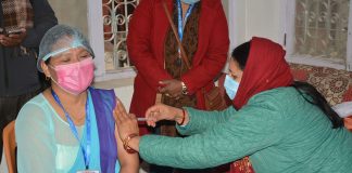 गोरखामा फागुन २३ बाट दोस्रो चरणको कारोना विरुद्धको खोप अभियान, कस्ता व्यक्तिले पाउछन् खोप ?