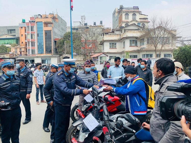 काठमाडौं ट्राफिकको सफलता: दुई हप्तामै चोरिएका २७ मोटरसाइकल बरामद
