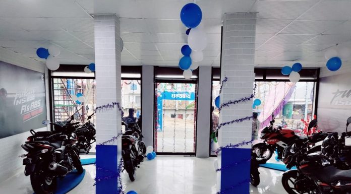 अछाममा बजाजको नयाँ शोरुम