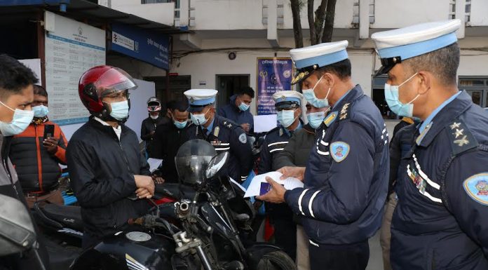 चोरीका १७ मोटरसाइकल र ११ वटा स्कुटर सम्बन्धित धनीलाई हस्तान्तरण