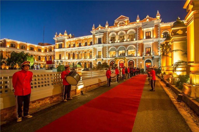 पाँच तारे होटेल याक एण्ड यतिलाई विभागले तिरायो ३ लाख जरिवाना