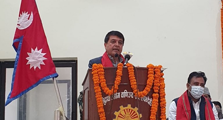 राजश्वमा निजी क्षेत्रको योगदान ७० प्रतिशतभन्दा बढी -वरिष्ठ उपाध्यक्ष ढकाल