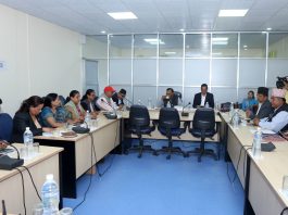 पेट्रोलियम पदार्थको मूल्य नियन्त्रण गर्न सरकारलाई संसदीय समितिको निर्देशन