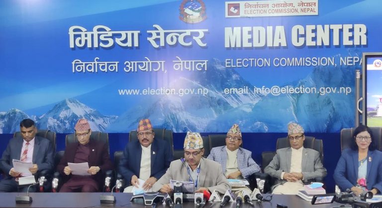 निर्वाचन आचारसंहिता लागू, झोला, टिसर्ट जस्ता सामाग्री छाप्न र वितरण गर्न रोक (पूर्णपाठ)
