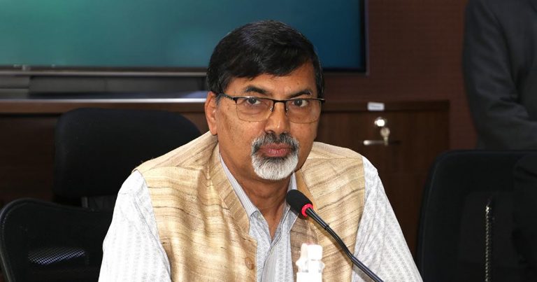 ‘बजेट निर्माणमा असम्बन्धित व्यक्ति संलग्न छैन, सीसीटीभी फुटेज क्षमता कति हुन्छ मन्त्री  जानकारी हुँदैन’