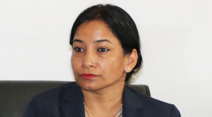 ‘आम जनसमुदायबाट पाएकाे माया, विश्वास र समर्थनले उत्साहित छु’: रेनु दाहाल