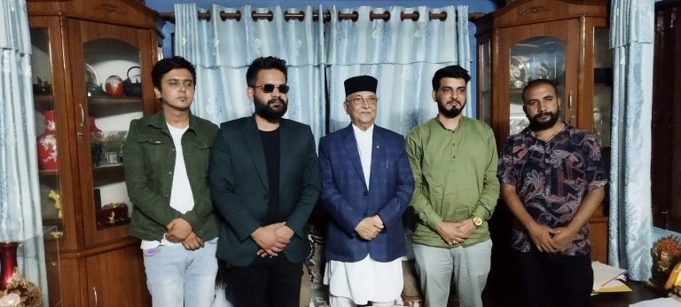ओली र बालेनबीच बालकोटमा भेटवार्ता