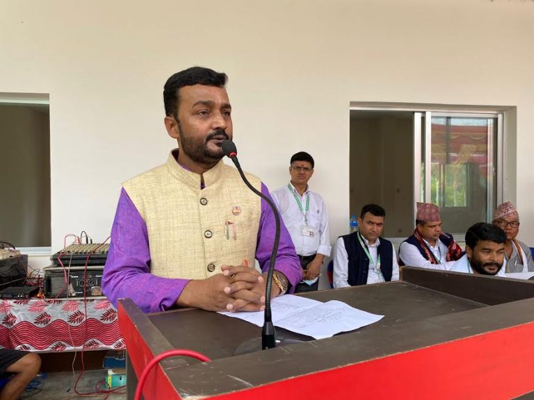‘बजेटको सुनिश्चितता नभएसम्म एउटा पनि रुख काट्न दिँदैनौं, वन माफियालाई तह लगाउछौं’