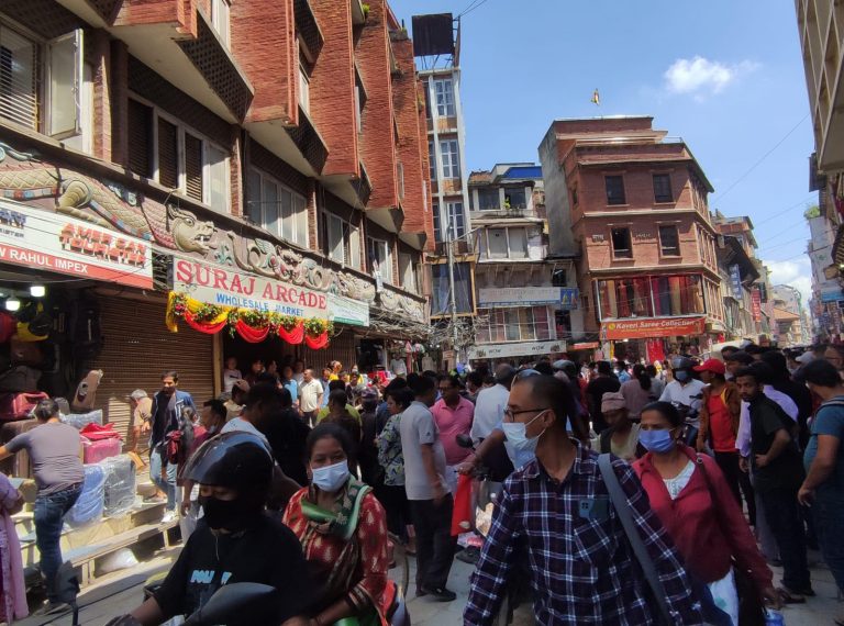 सुरज आर्केडलाई बेसमेन्ट खाली गर्न २४ घण्टाको समय, फर्कियो महानगरको टोली