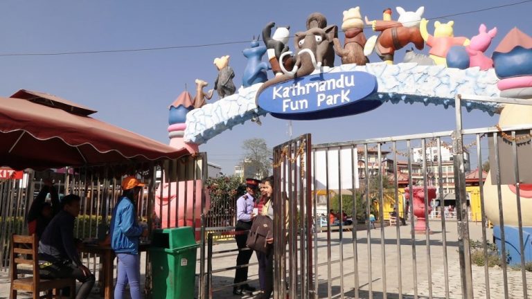२४ घण्टे अल्टिमेटमपछि अन्ततः फनपार्कले बुझायो काठमाडौं महानगरलाई कर