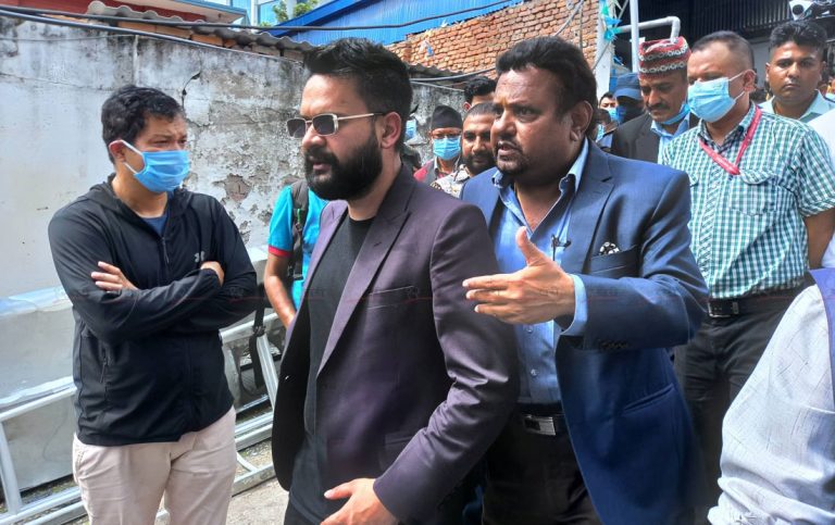 नर्भिक अस्पतालको टहरा तत्काल नभत्काइने, संरचना हटाउने समयदिन बालेन तयार