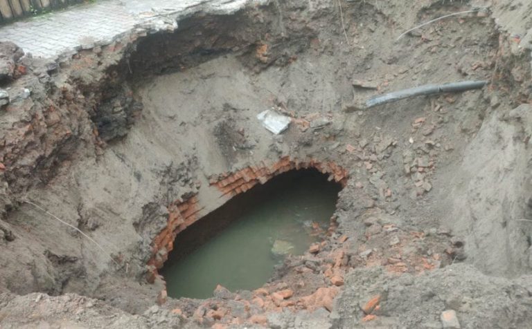 टुकुचा खोलामाथि बनेका संरचना नभत्काउन उच्च अदालतको अल्पकालीन अन्तरिम आदेश
