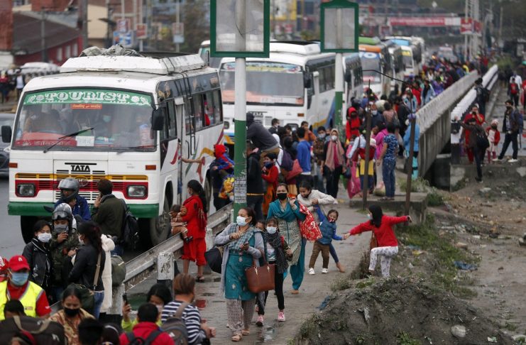 दशैंमा ६ लाख ११ हजार बढीले छाडे काठमाडौं उपत्यका