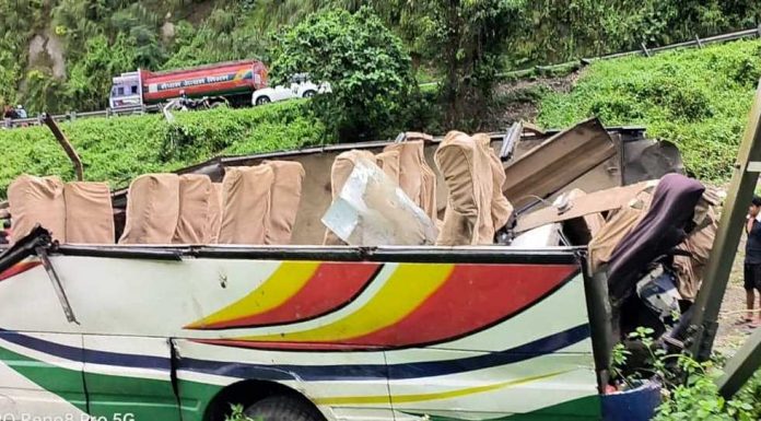 बारामा बस दुर्घटनामा १६ को मृत्यु, १५ जनाको पहिचान