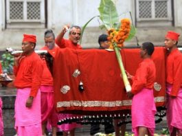आज सप्तमी, गोरखा दरबारको फूलपाती बसन्तपुरमा भित्राइँदै