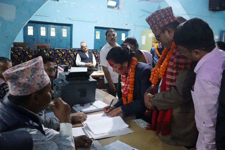 प्रतिनिधि सभामा एमालेबाट ११, माओवादीबाट ६ र कांग्रेसबाट ५ जना मात्रै महिला उम्मेदवार