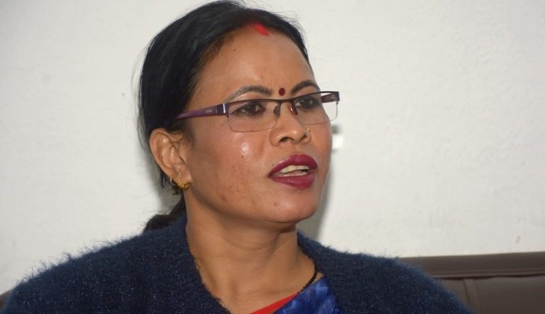 एमालेकी गंगा चौधरीले दिइन् स्वतन्त्र उम्मेदवारी, मेटमणि र शान्ता चौधरीसँग प्रतिस्पर्धा