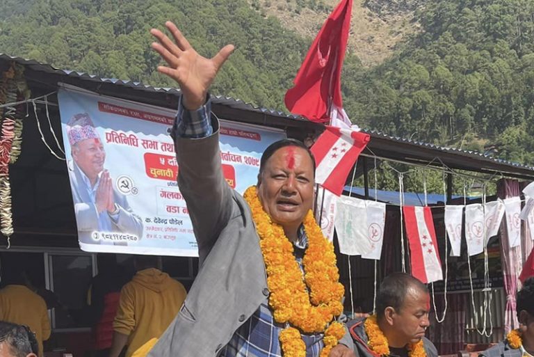 बागलुङ २ बाट माओवादी केन्द्रका देवेन्द्र पौडेल निर्वाचित