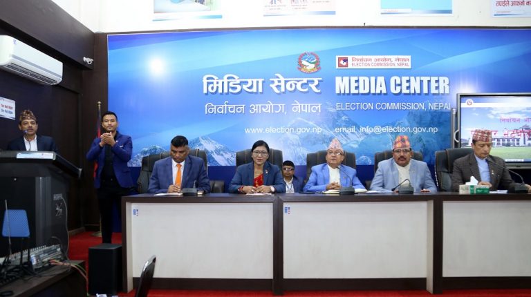 बिहीवारदेखि चुनावी सभा र जुलुस, के गर्न पाइँदैन ? यी  हुन् पालना गर्नुपर्ने आचारसंहिता