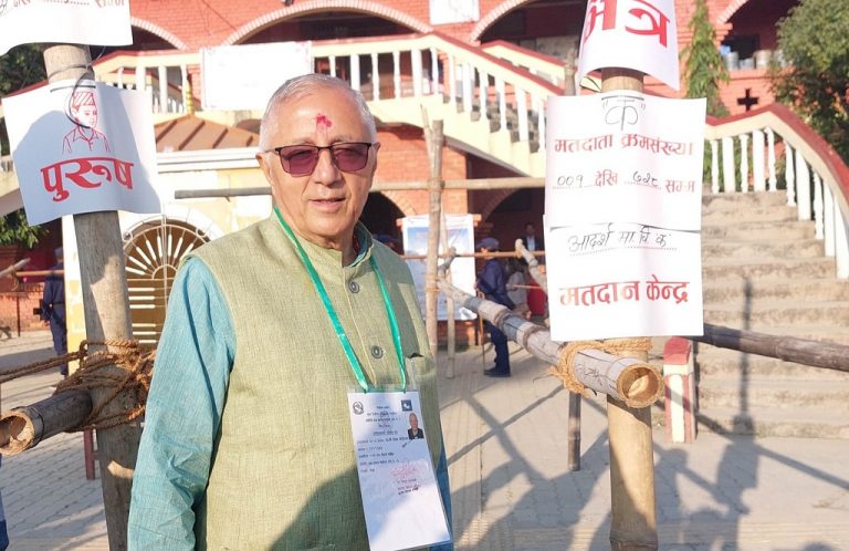 लालबाबु पण्डितलाई हराउँदै मोरङ-६ बाट शेखर कोइराला विजयी