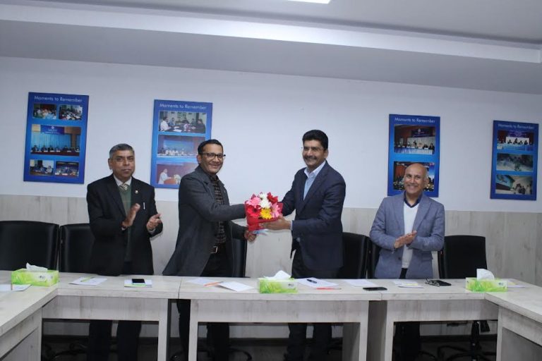 नाफिजको नयाँ कार्यसमितिलाई स्वागत गर्दै परिसंघका अध्यक्षले भनेः ‘नयाँ सरकारको पहिलो प्राथमिकता ब्याजदर घटाउने हुनुपर्छ’
